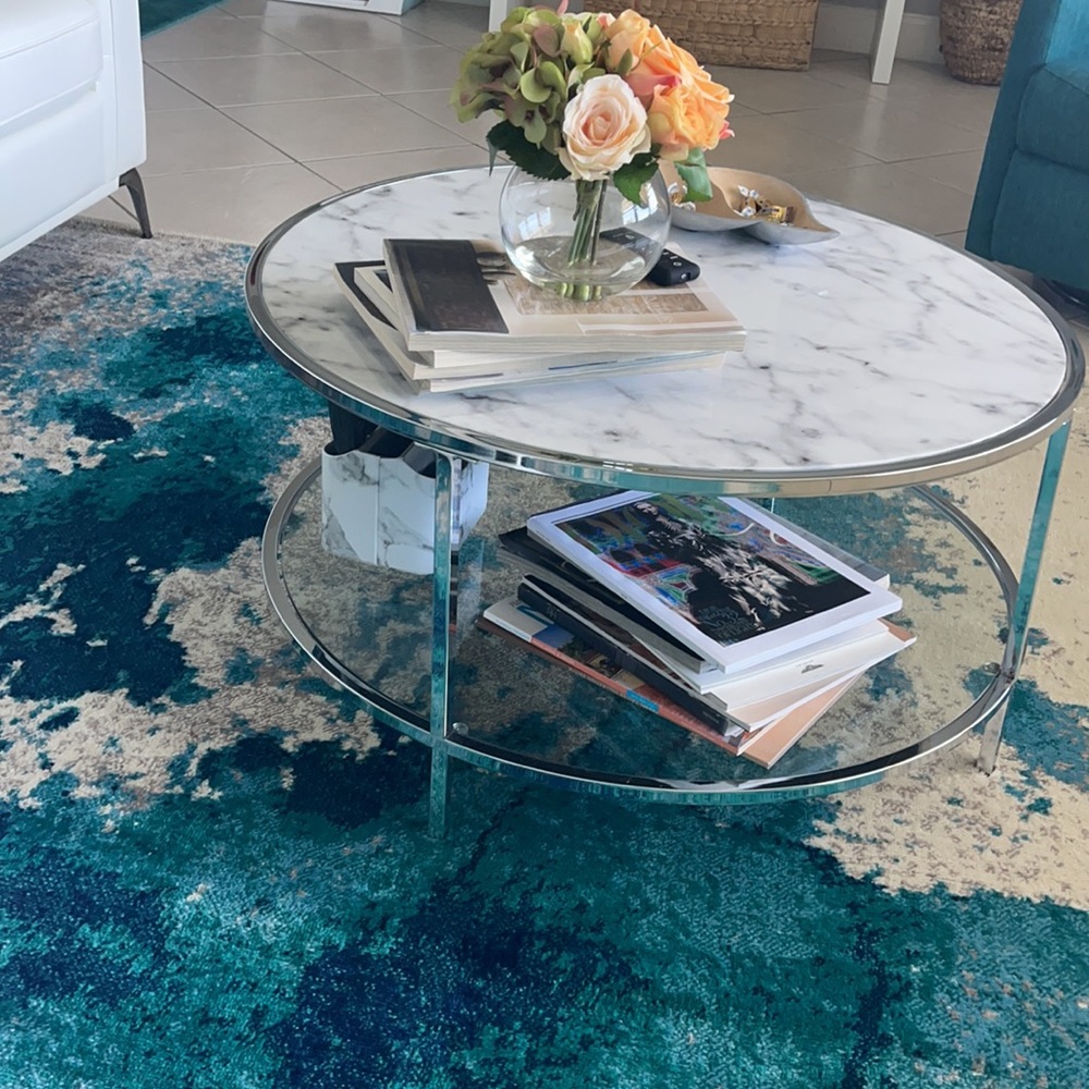 Coffe table - Picture 2 of 5